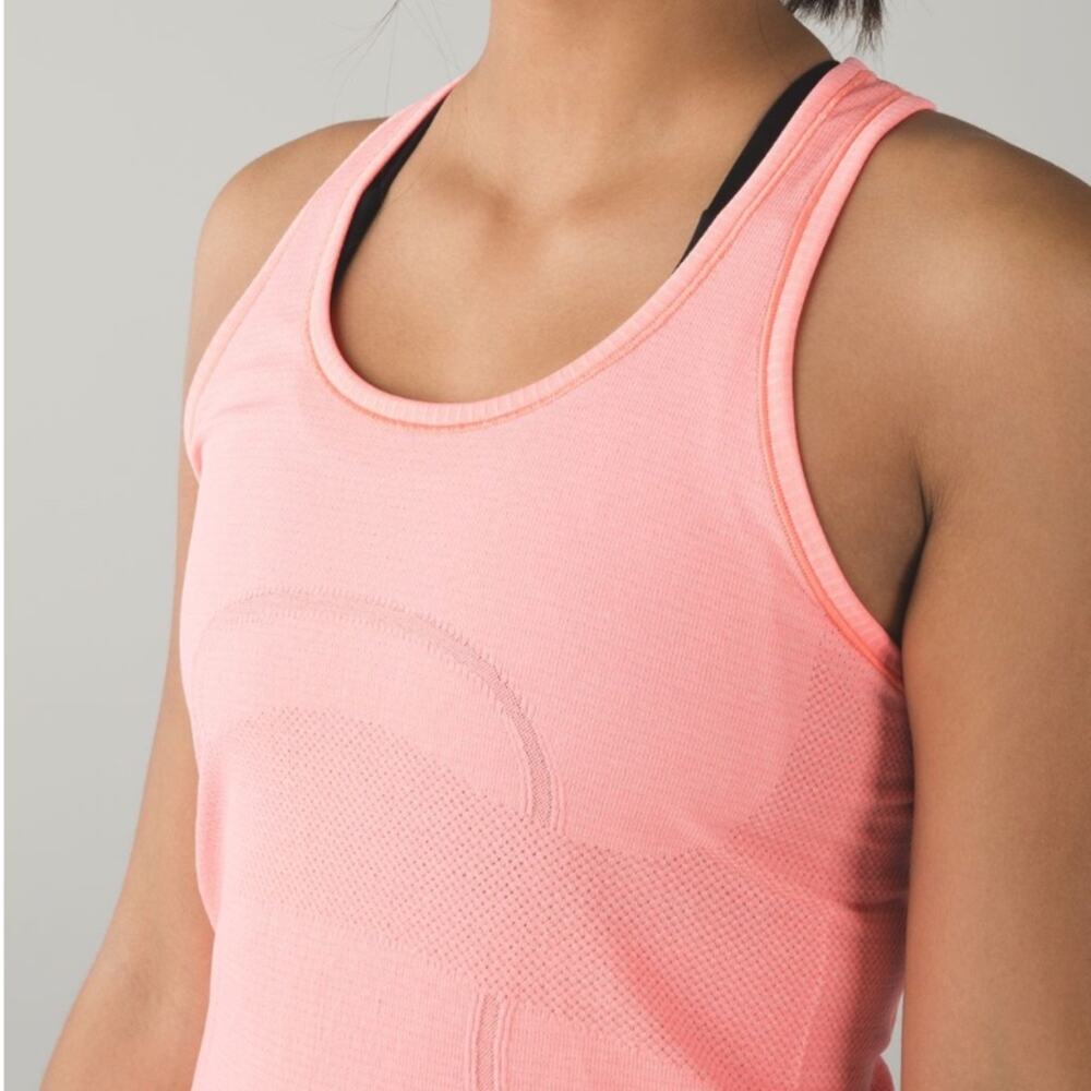 Lululemon Swiftly Tech Racerback Size 8 - Picture 9 of 13